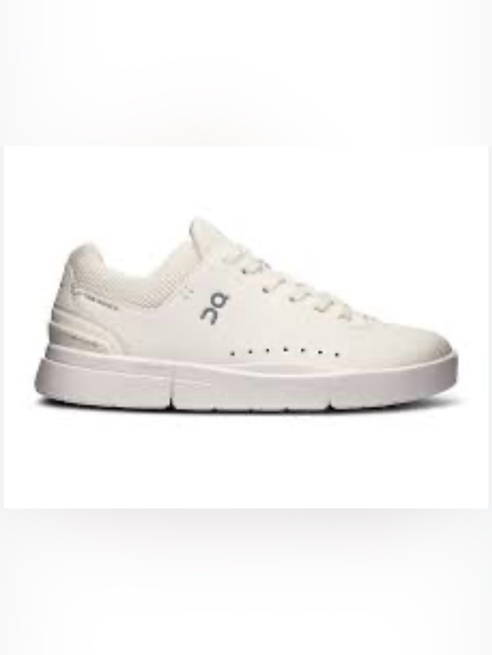 On Running White Sneakers The Roger Advantage Casual Leather Tennis Shoes 9.5